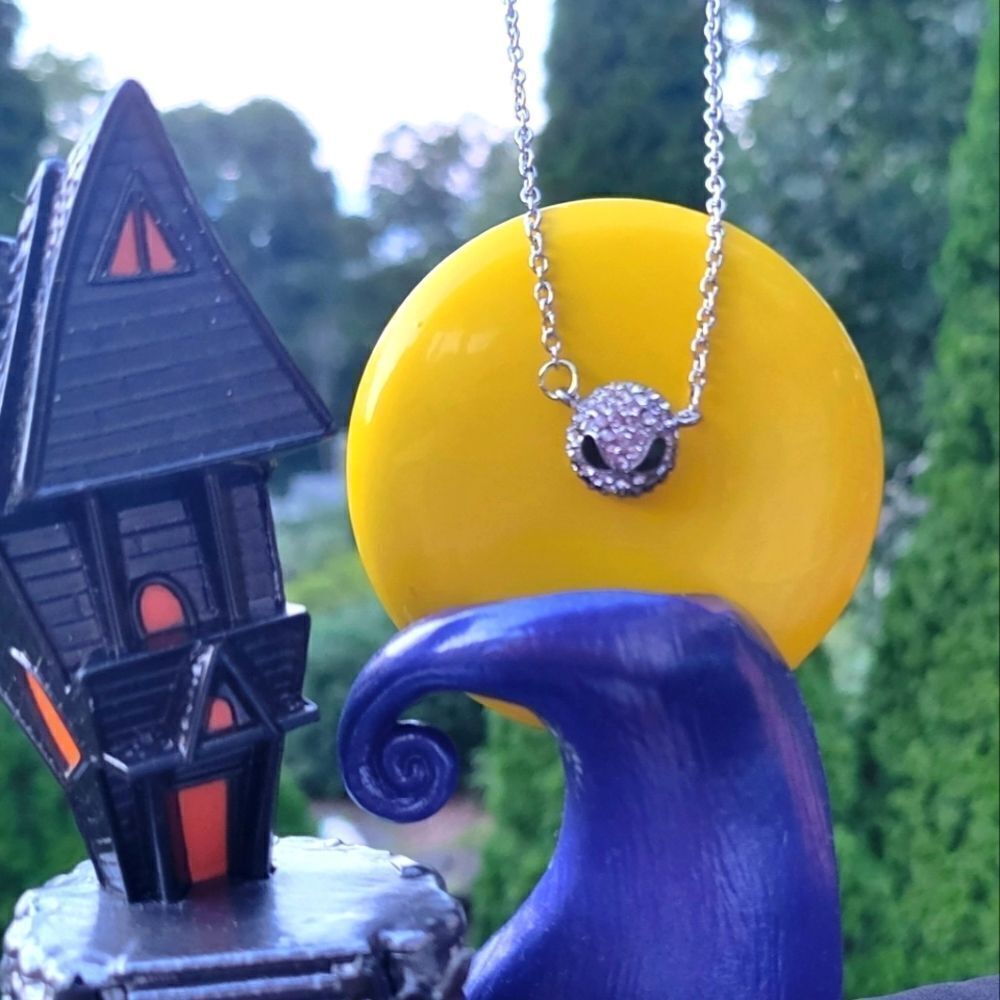NEW TIM Burton’s The Nightmare Before Christmas Jack skellington necklace